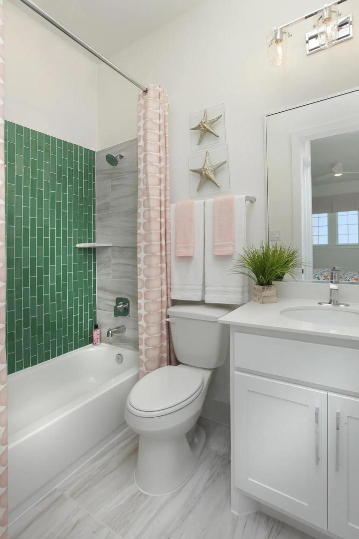 5306 Elegance Court Manvel, TX 77578 - Photo 17 of 23 The Brynlee II Bath 3