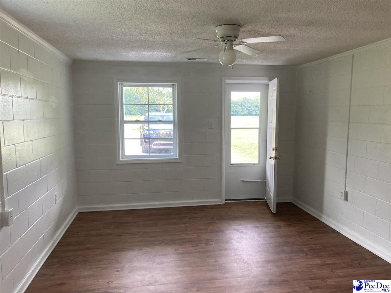 767 Cooktown Road Lake City, SC 29560 - Photo 2 of 6 Gallery Image 2