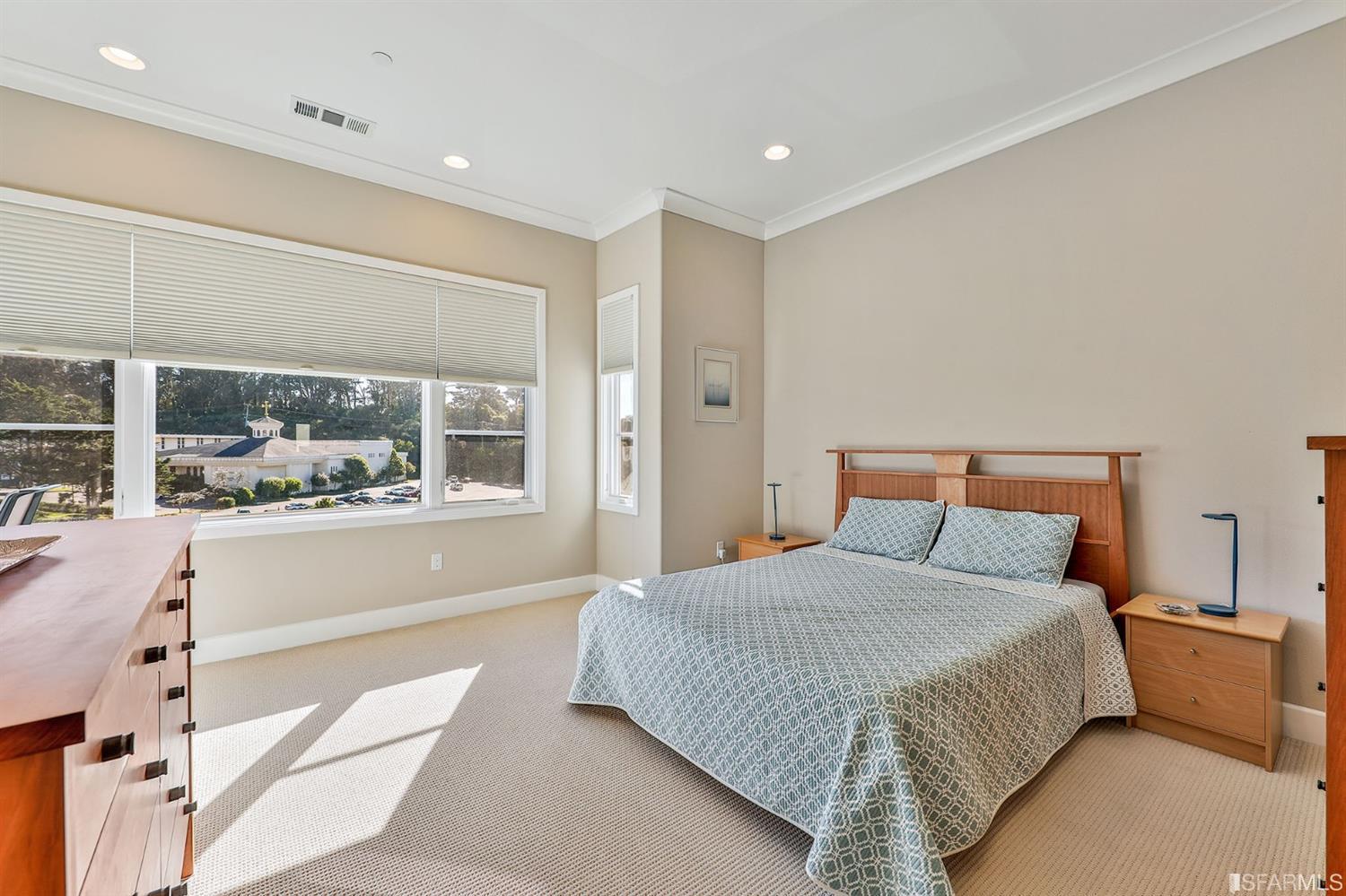 279 Summit Way San Francisco, CA 94132 - Photo 11 of 18