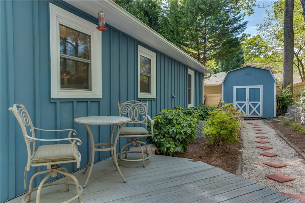 543 New Market Road Tryon, NC 28782 - Photo 5 of 32 Gallery Image 5