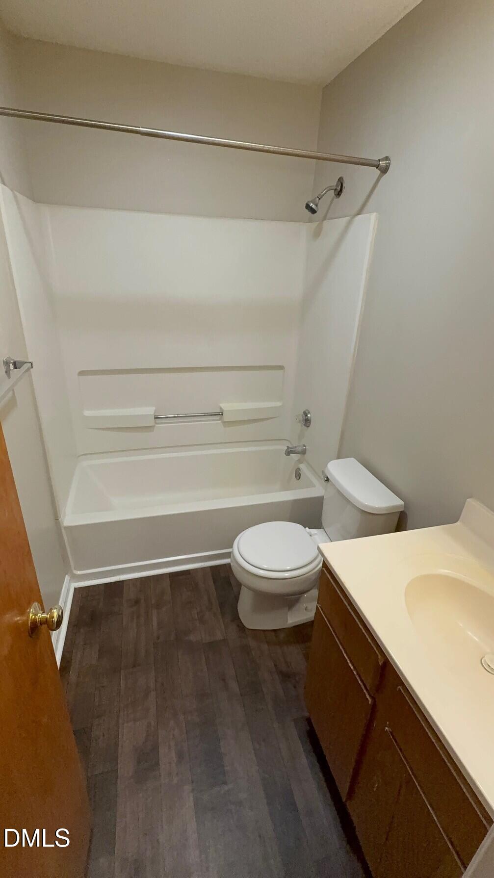 2905 Faversham Place Raleigh, NC 27604 - Photo 11 of 13 3e0910bd-03d2-4eaa-ac72-7b4d237a589c