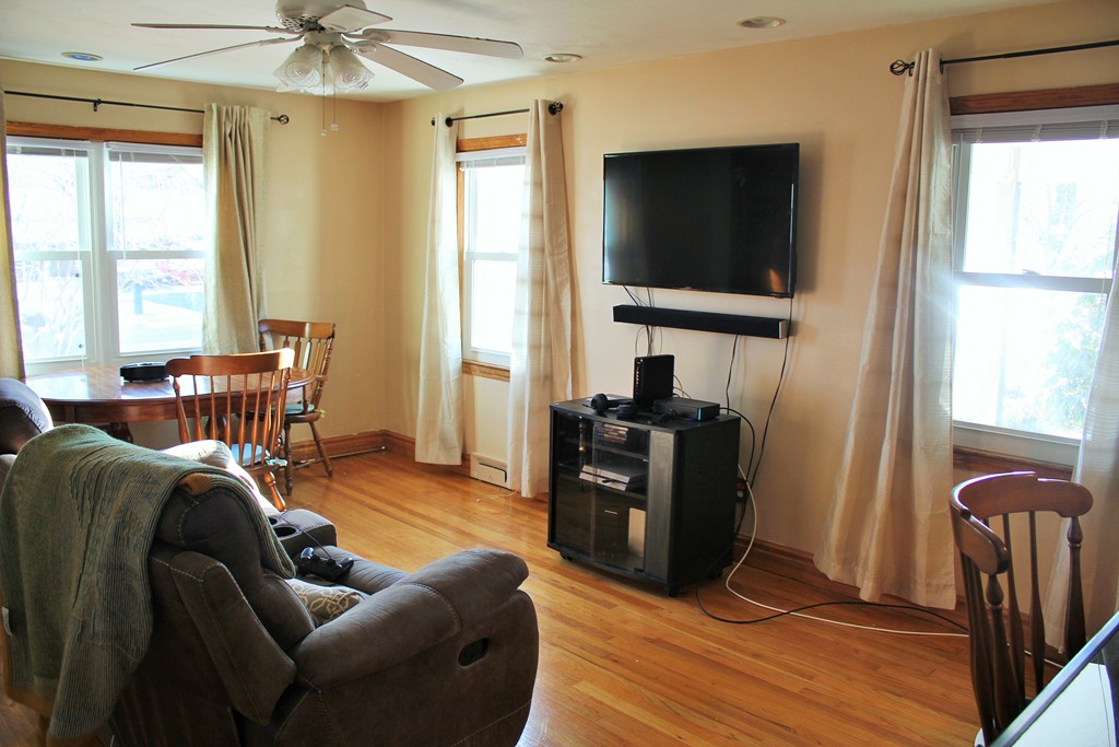 66 Spear Road Springfield, MA 01119 - Photo 10 of 30