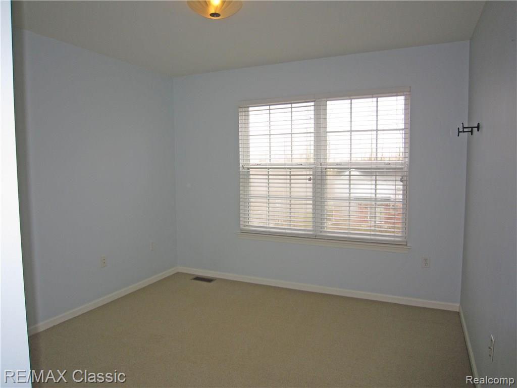 601 Cherry Orchard Road, Unit 142 Canton, MI 48188 - Photo 21 of 27