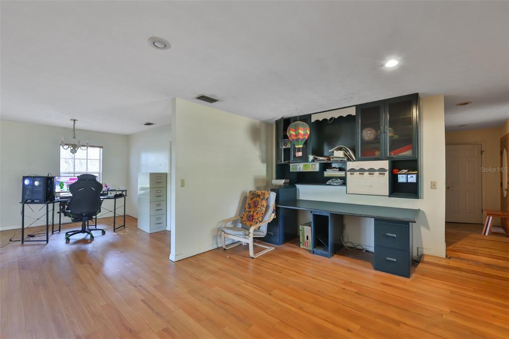 2710 Lewis Road Dover, FL 33527 - Photo 18 of 56