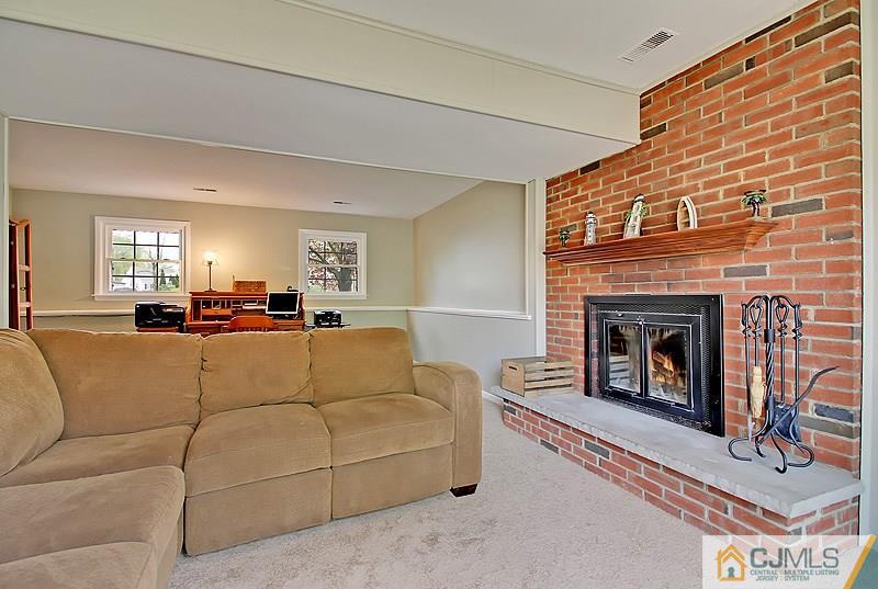 559 Ashland Road Middlesex, NJ 08846 - Photo 15 of 25 Gallery Image 15