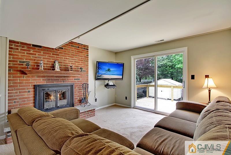 559 Ashland Road Middlesex, NJ 08846 - Photo 16 of 25 Gallery Image 16