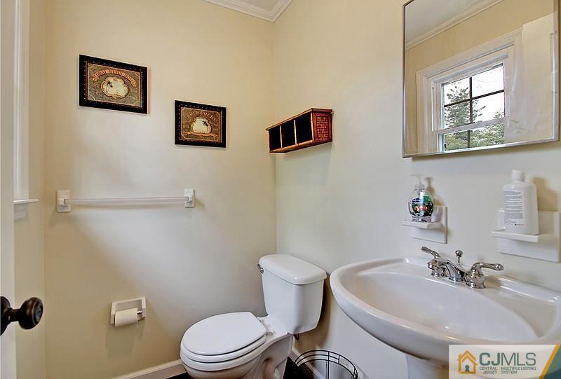 559 Ashland Road Middlesex, NJ 08846 - Photo 20 of 25 Gallery Image 20