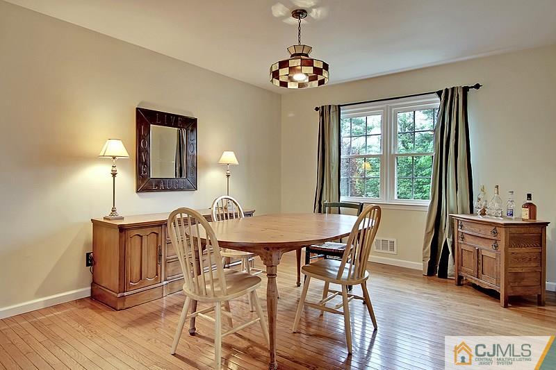 559 Ashland Road Middlesex, NJ 08846 - Photo 7 of 25 Gallery Image 7