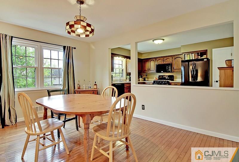 559 Ashland Road Middlesex, NJ 08846 - Photo 8 of 25 Gallery Image 8