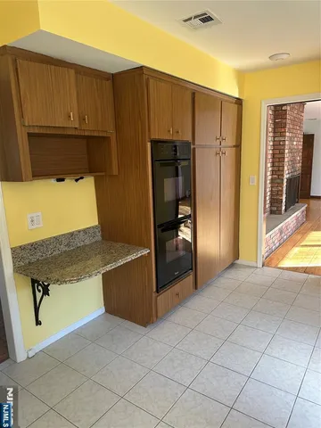 $6,000 | 24 Drake Lane, Upper Saddle River, NJ 07458