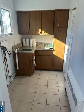 $6,000 | 24 Drake Lane, Upper Saddle River, NJ 07458