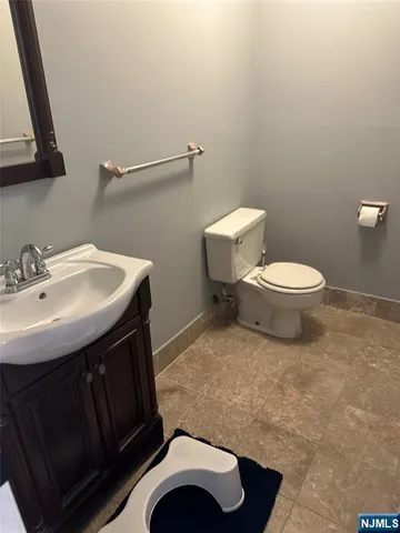 $6,000 | 24 Drake Lane, Upper Saddle River, NJ 07458