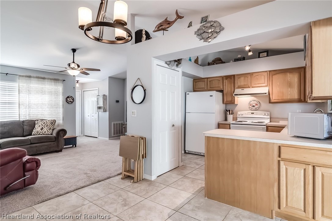 416 Meadowland Road Sebring, FL 33876 - Photo 12 of 35 Gallery Image 12