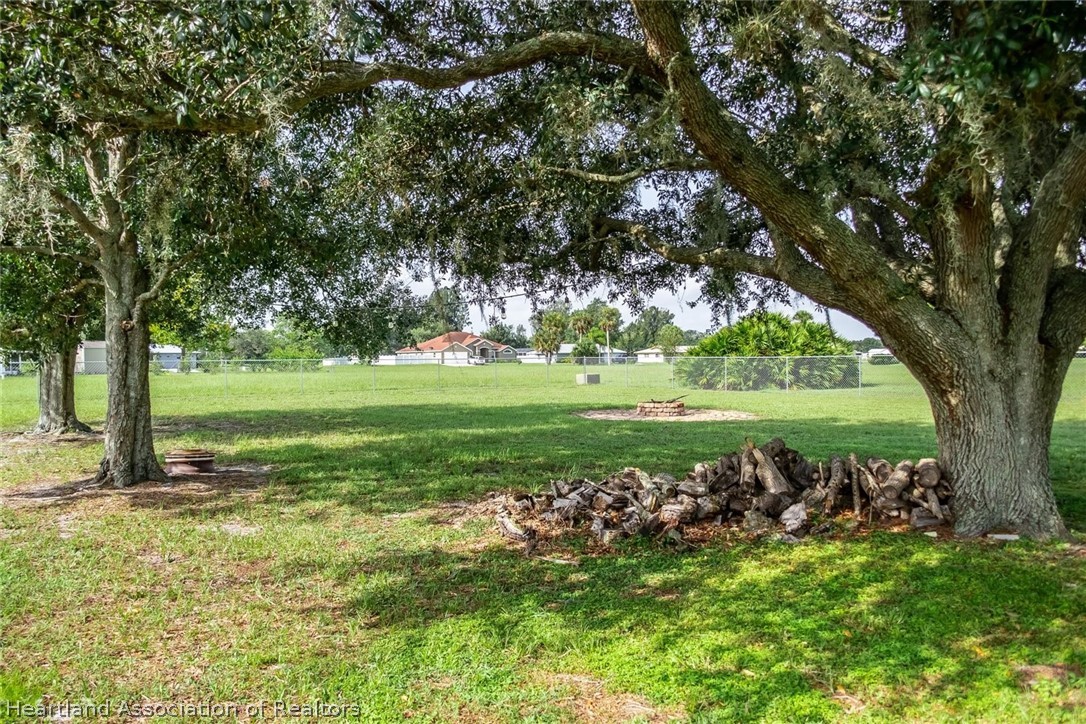 416 Meadowland Road Sebring, FL 33876 - Photo 26 of 35 Gallery Image 26