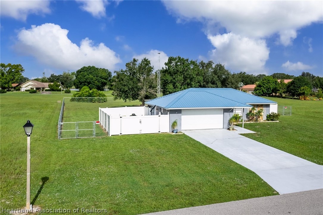 416 Meadowland Road Sebring, FL 33876 - Photo 30 of 35 Gallery Image 30