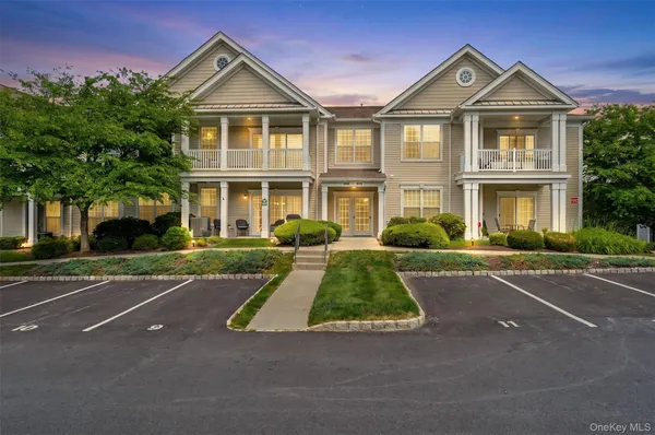 $429,999 | 616 Saratoga Lane, Fishkill, NY 12524