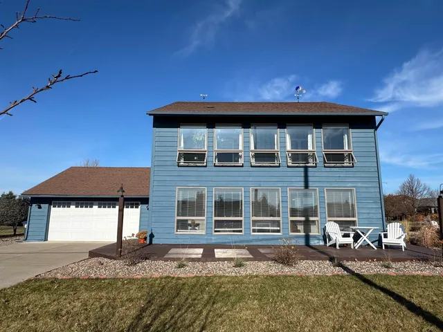 $364,900 | 1217 North 33rd Street, Superior, WI 54880