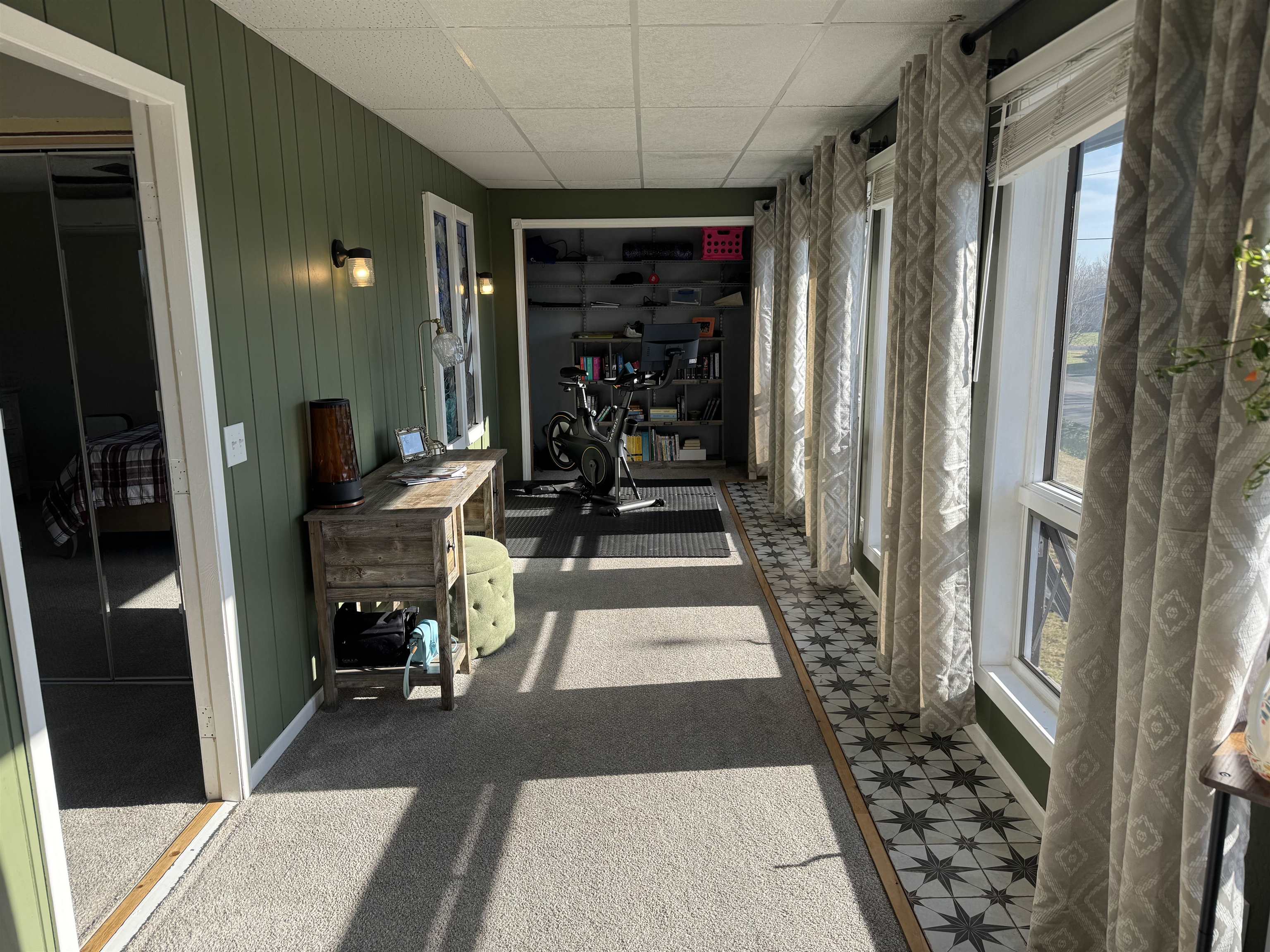 1217 North 33rd Street Superior, WI 54880 - Photo 19 of 21 Hall with an office area