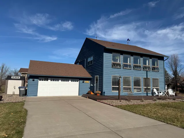 $364,900 | 1217 North 33rd Street, Superior, WI 54880