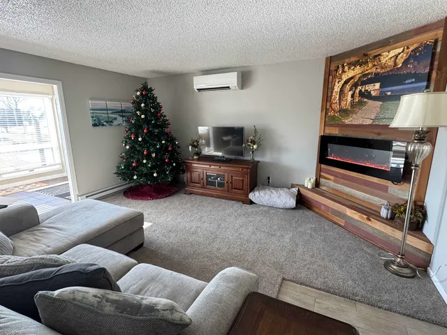 $364,900 | 1217 North 33rd Street, Superior, WI 54880