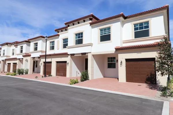 $3,250 | 14426 Emerald Pl Way, Delray Beach, FL 33484