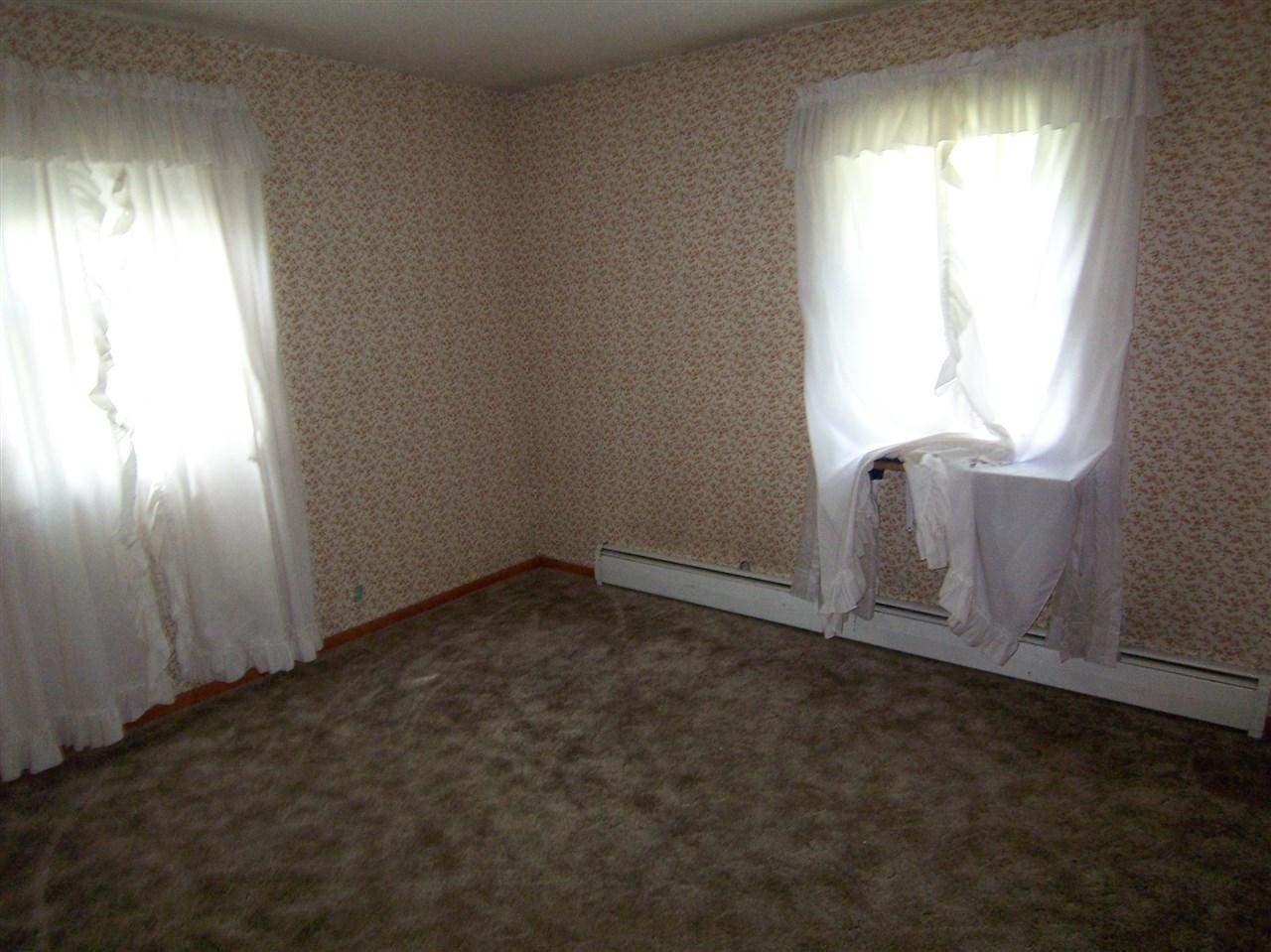 13474 Nichols Road Burt, MI 48417 - Photo 14 of 31 21483100-13.JPG