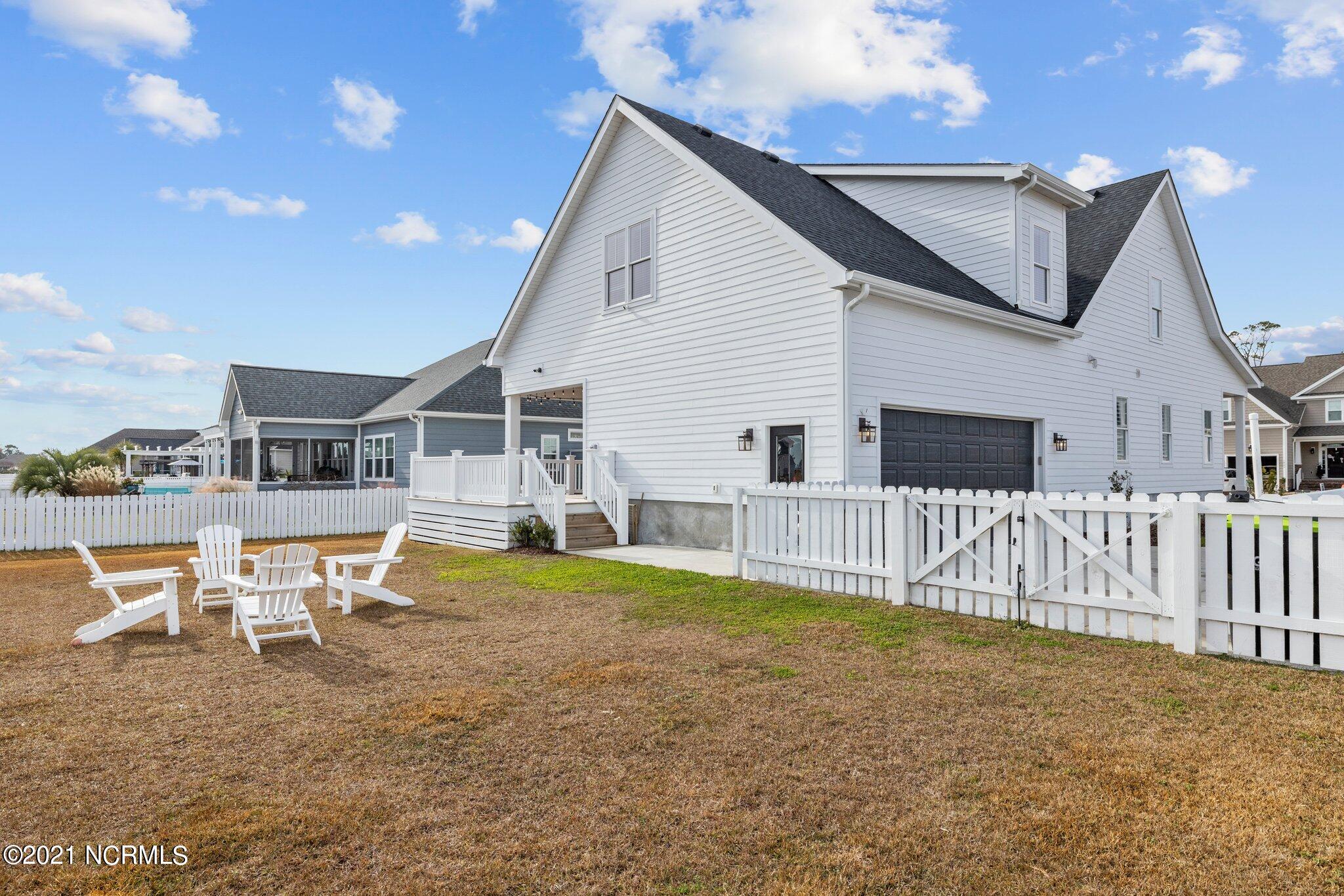 1810 Olde Farm Road Morehead City, NC 28557 - Photo 41 of 59 Backyard