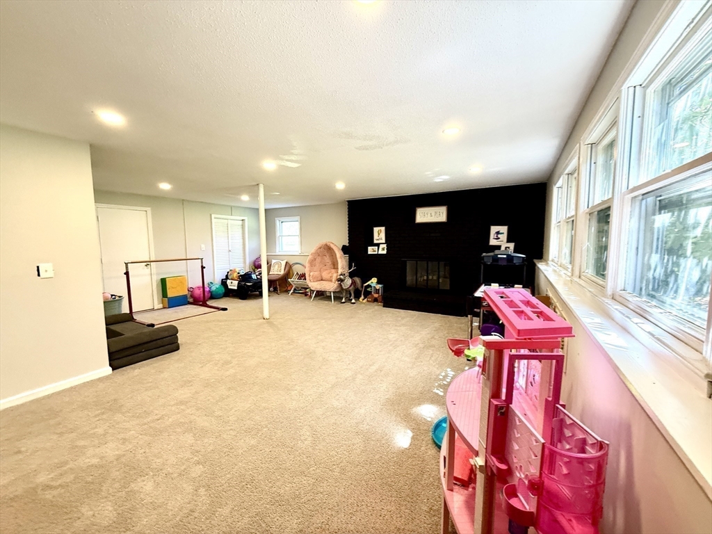 76 Airport Road Dudley, MA 01571 - Photo 8 of 9