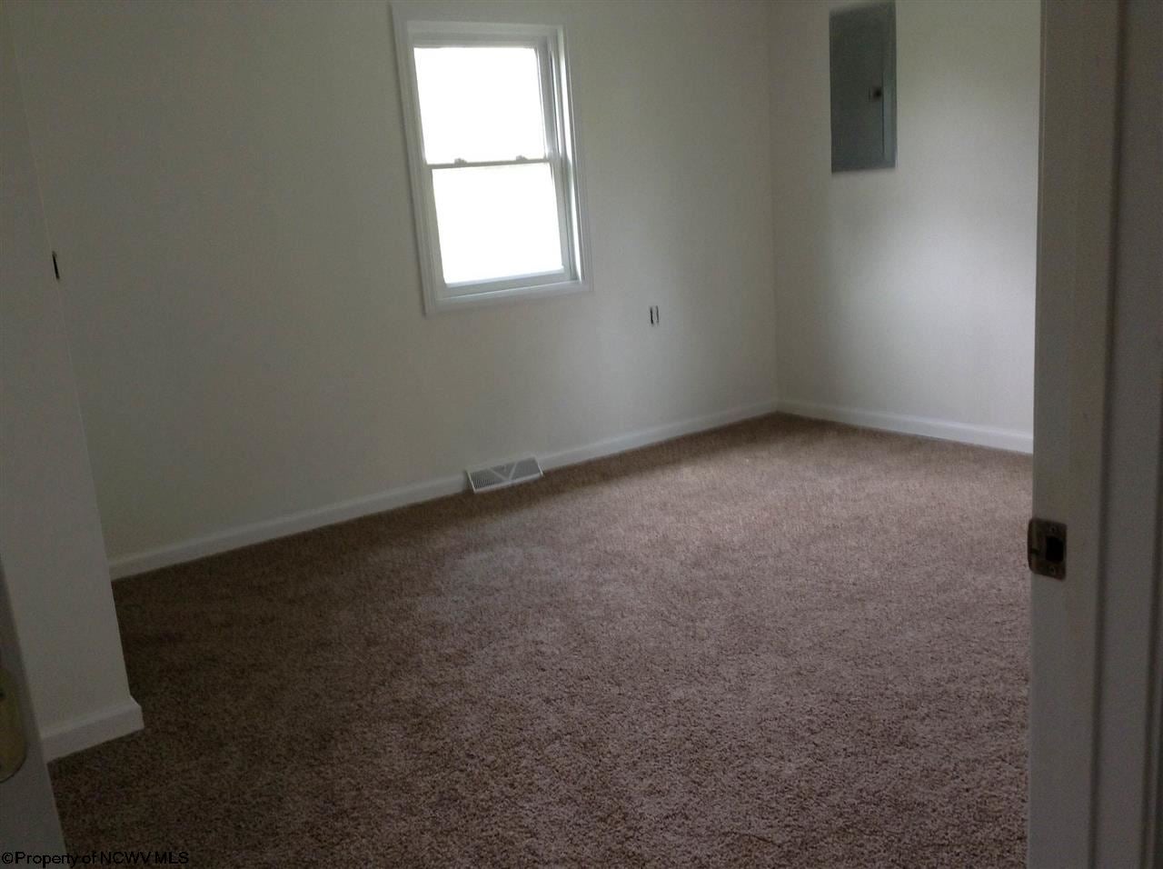 3815 Middleville Road Bridgeport, WV 26330 - Photo 4 of 11 Gallery Image 4