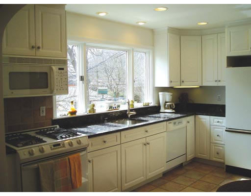 54 Brook Farm Road Boston, MA 02132 - Photo 4 of 7 Gallery Image 4