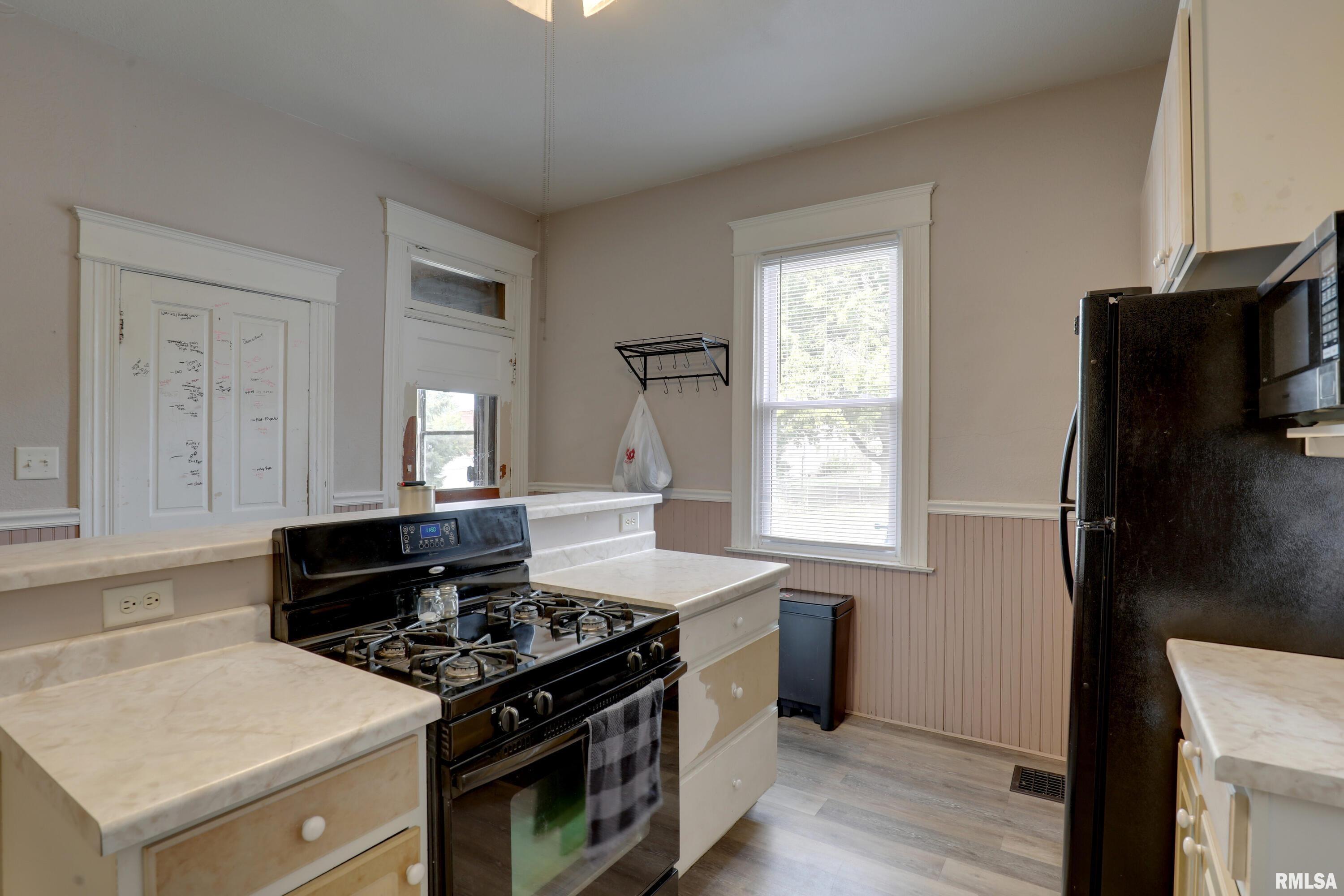 1109 Madison Street Quincy, IL 62301 - Photo 12 of 27