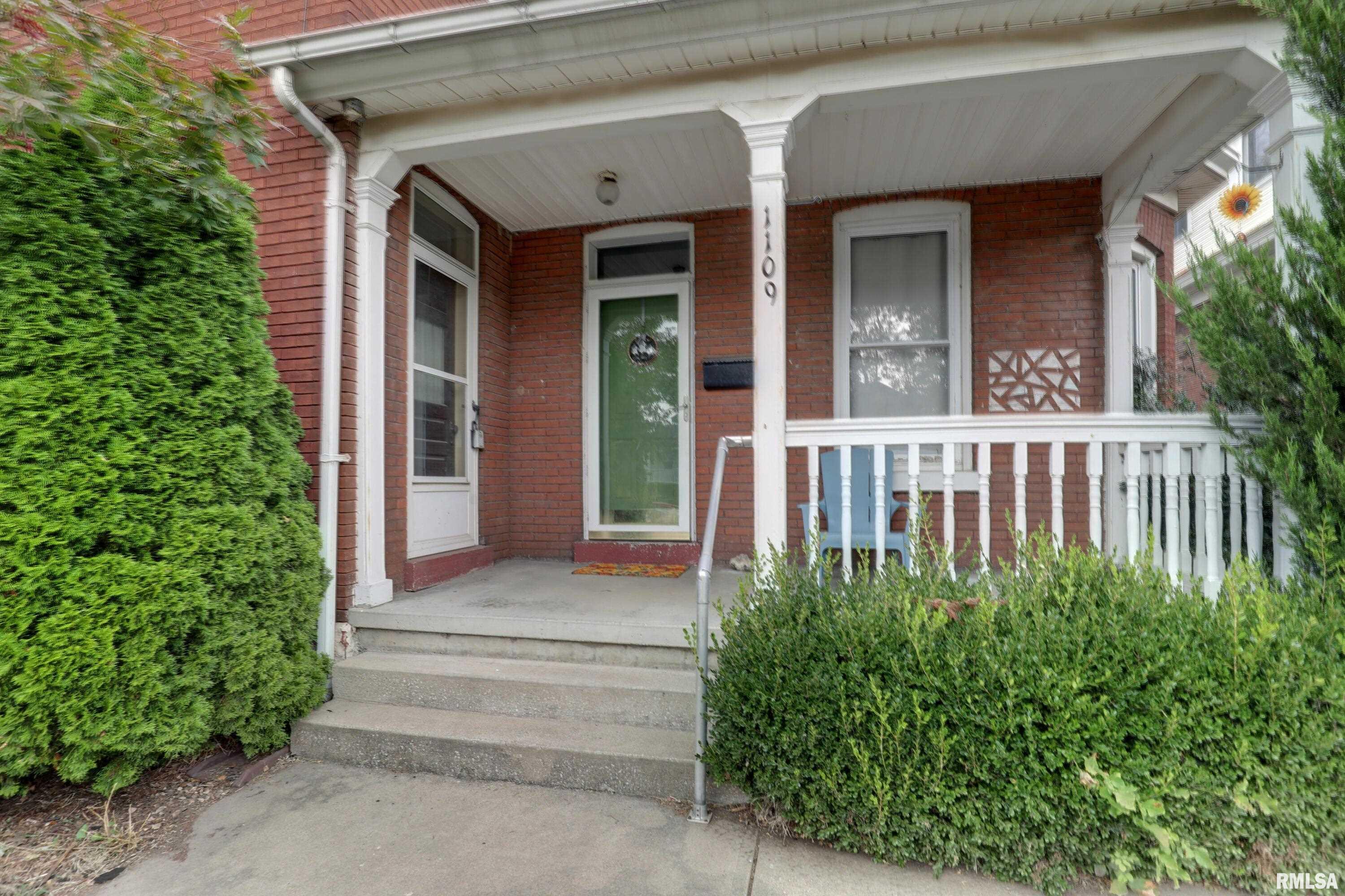 1109 Madison Street Quincy, IL 62301 - Photo 2 of 27