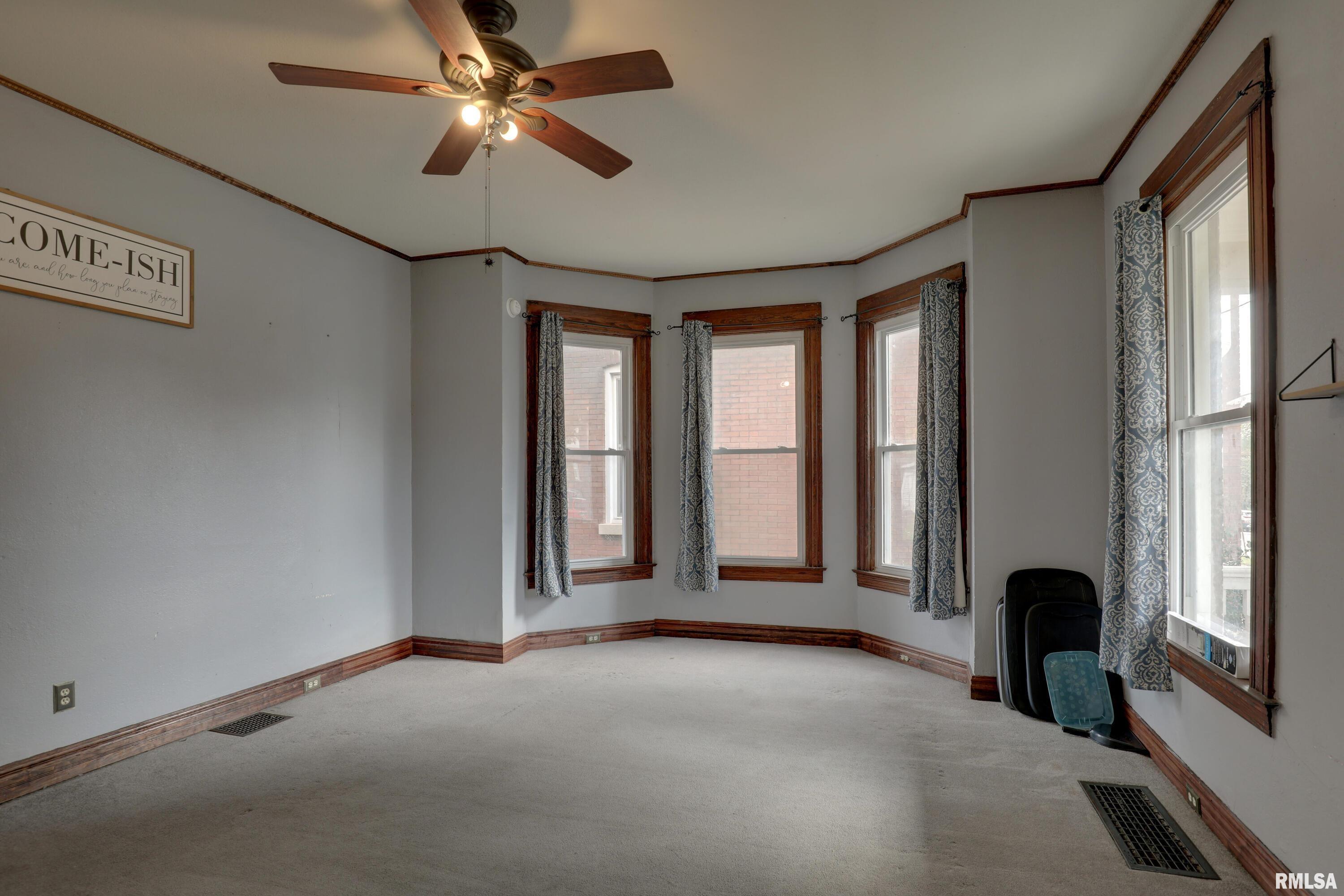 1109 Madison Street Quincy, IL 62301 - Photo 5 of 27