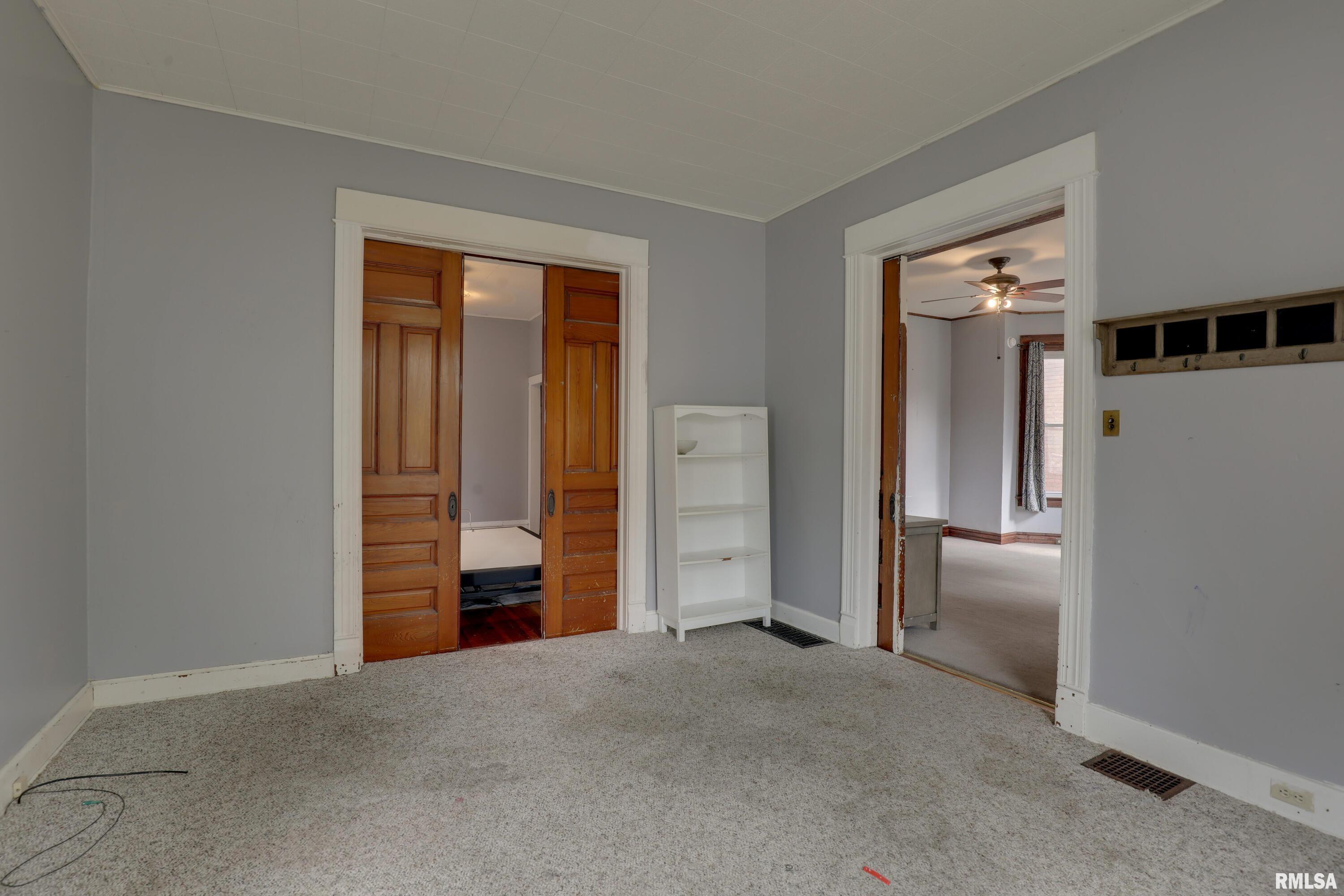 1109 Madison Street Quincy, IL 62301 - Photo 7 of 27