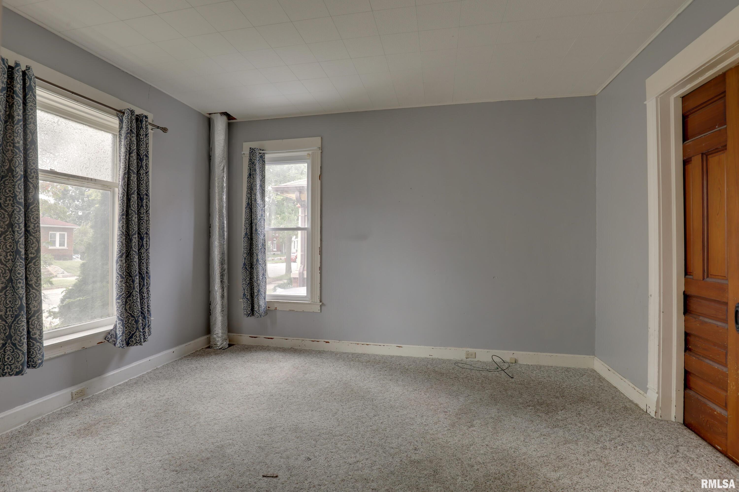 1109 Madison Street Quincy, IL 62301 - Photo 8 of 27