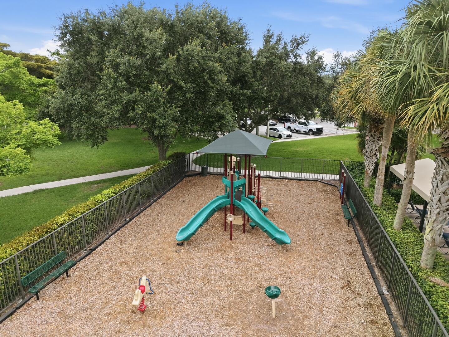 7850 Red Mahogany Road Boynton Beach, FL 33437 - Photo 54 of 63 Playarea