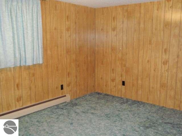 4714 Town Line Road Williamsburg, MI 49690 - Photo 11 of 15 1706422-10.JPG