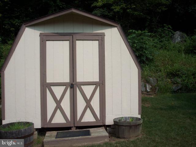 131 Sun Valley Road Elizabethtown, PA 17022 - Photo 23 of 32 Gallery Image 23