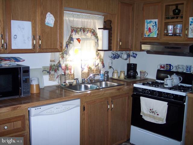 131 Sun Valley Road Elizabethtown, PA 17022 - Photo 5 of 32 Gallery Image 5