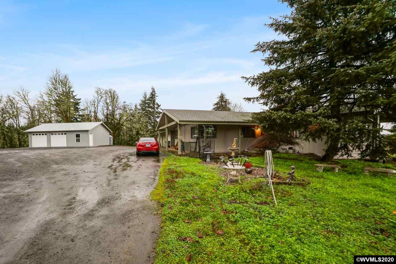 15565 Oakdale Road Dallas, OR 97338 - Photo 6 of 38