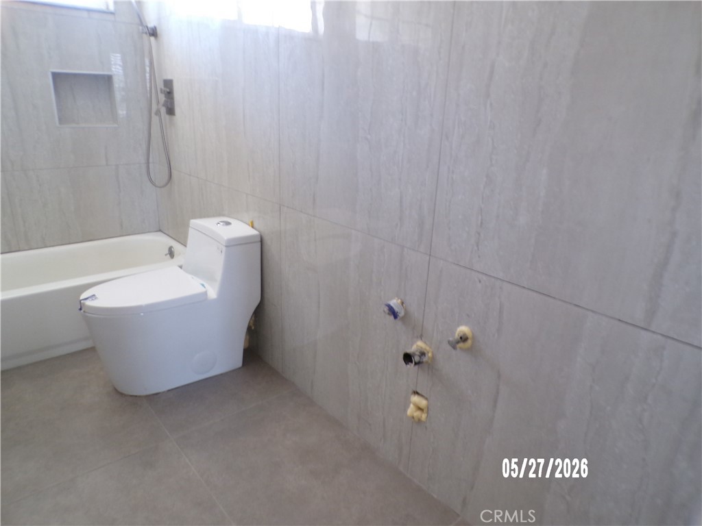 16420 Malahat Road Apple Valley, CA 92307 - Photo 6 of 8