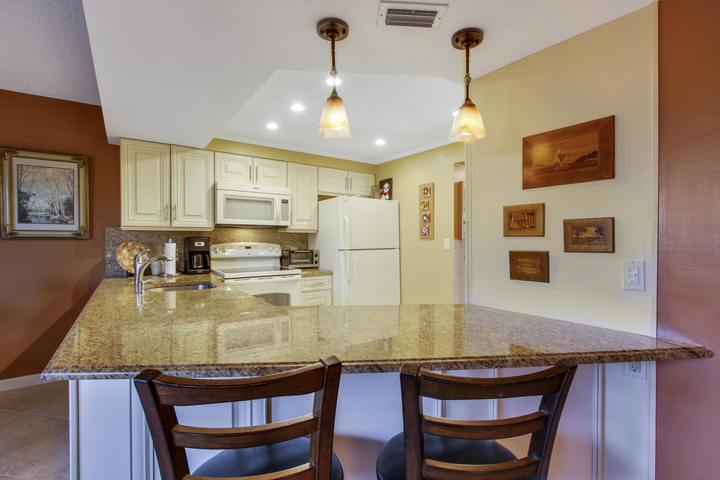 1605 Highway 1, Unit B302 Jupiter, FL 33477 - Photo 6 of 23 House-6
