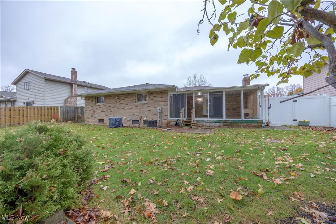 6536 Elmdale Road Cleveland, OH 44130 - Photo 31 of 34