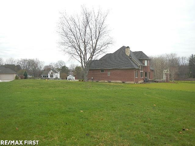 22 Old Course Road St. Clair, MI 48079 - Photo 4 of 6