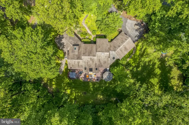 $1,099,000 | 113 Sparrow Hawk Lane, Chadds Ford, PA 19317
