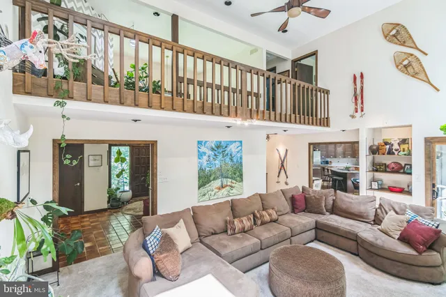 $1,099,000 | 113 Sparrow Hawk Lane, Chadds Ford, PA 19317