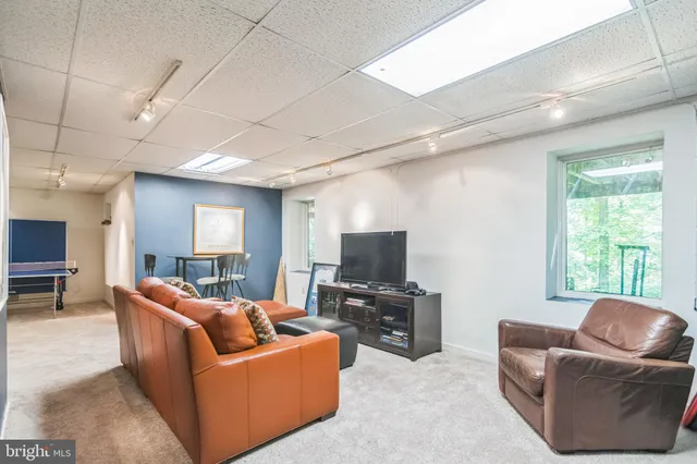 $1,099,000 | 113 Sparrow Hawk Lane, Chadds Ford, PA 19317