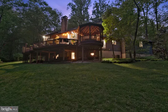 $1,099,000 | 113 Sparrow Hawk Lane, Chadds Ford, PA 19317