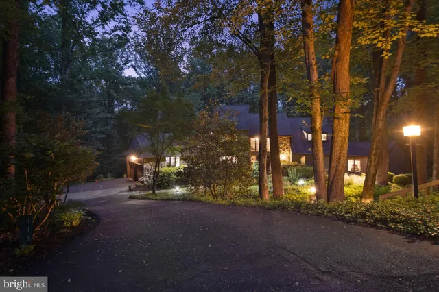 $1,099,000 | 113 Sparrow Hawk Lane, Chadds Ford, PA 19317