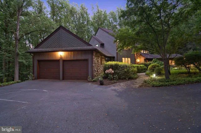 $1,099,000 | 113 Sparrow Hawk Lane, Chadds Ford, PA 19317